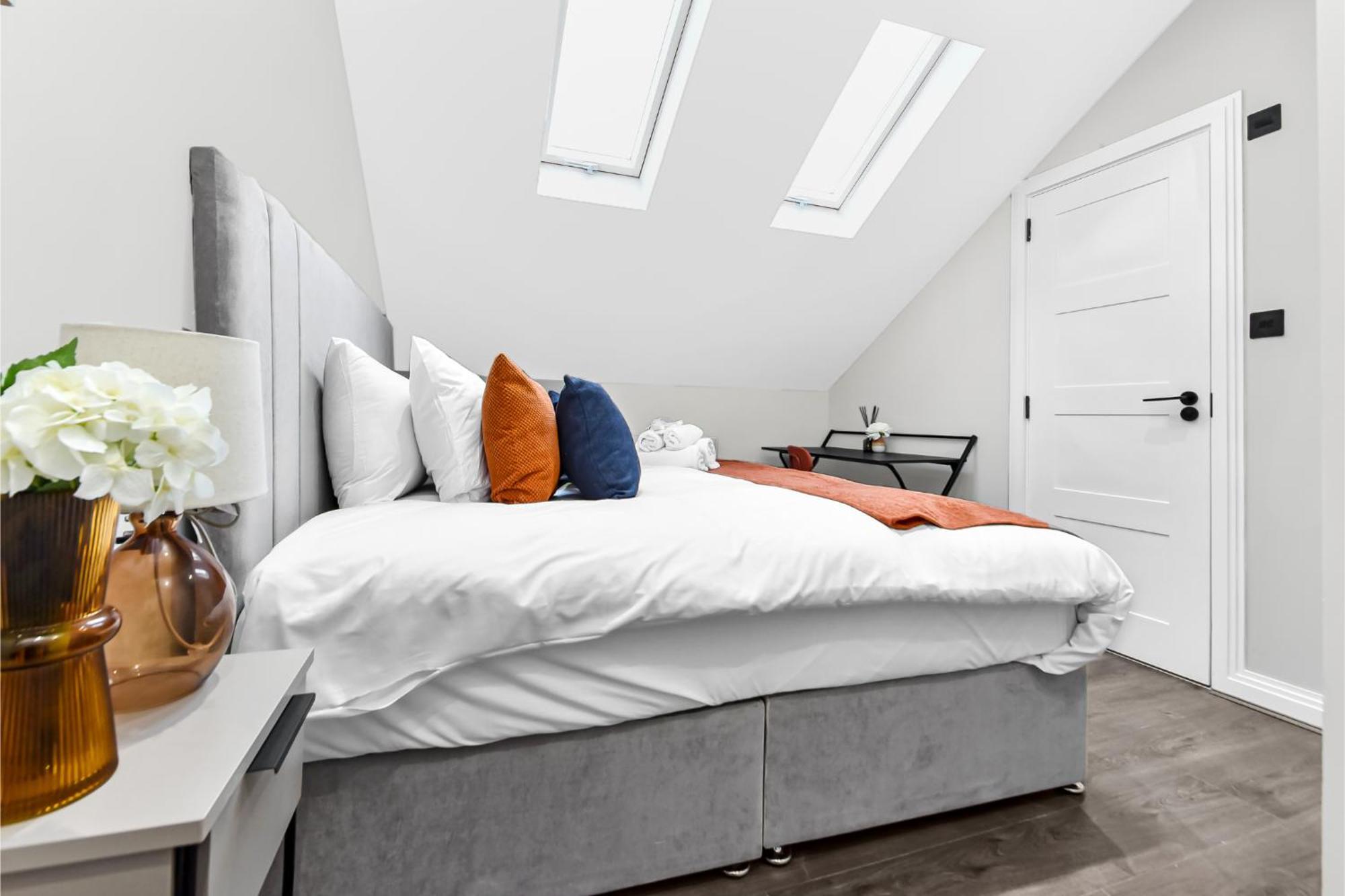 Getaway- Newly Renovated Flat For Groups Apartment *