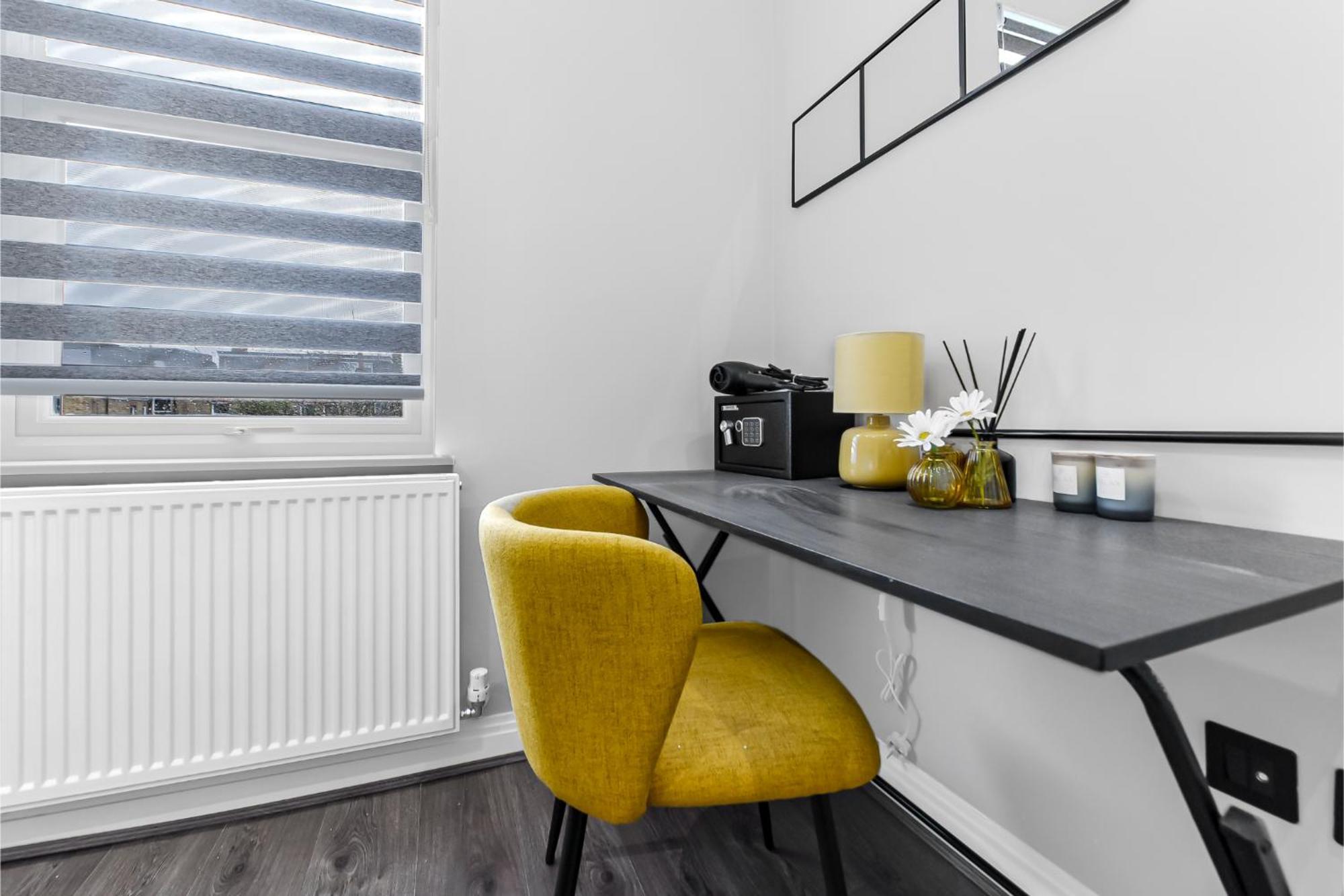 Getaway- Newly Renovated Flat For Groups *